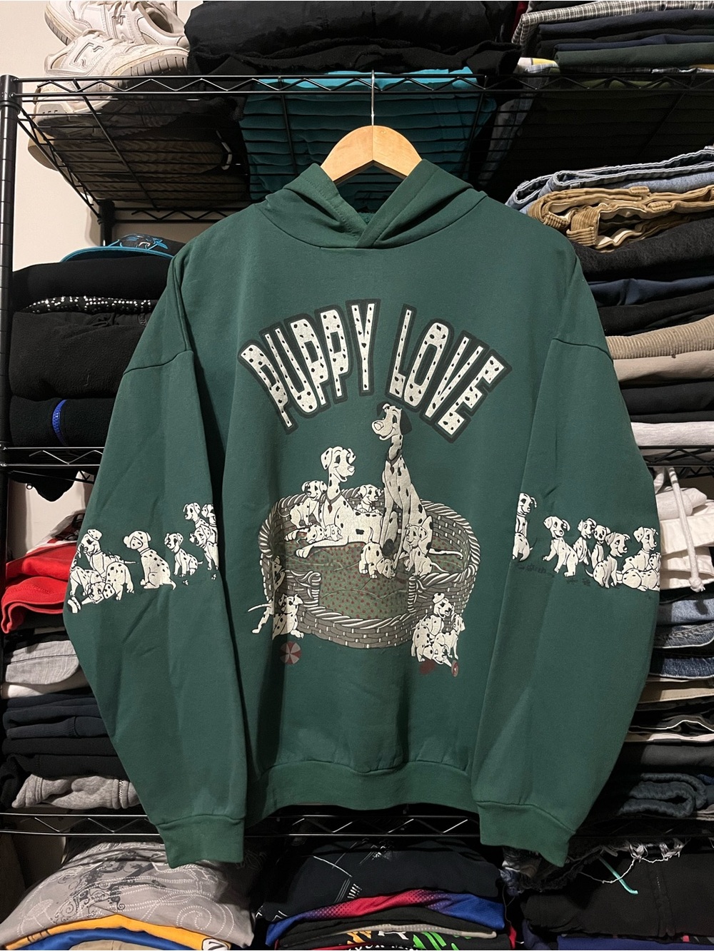 Men's Forest Green 'Puppy Love' Graphic Hoodie